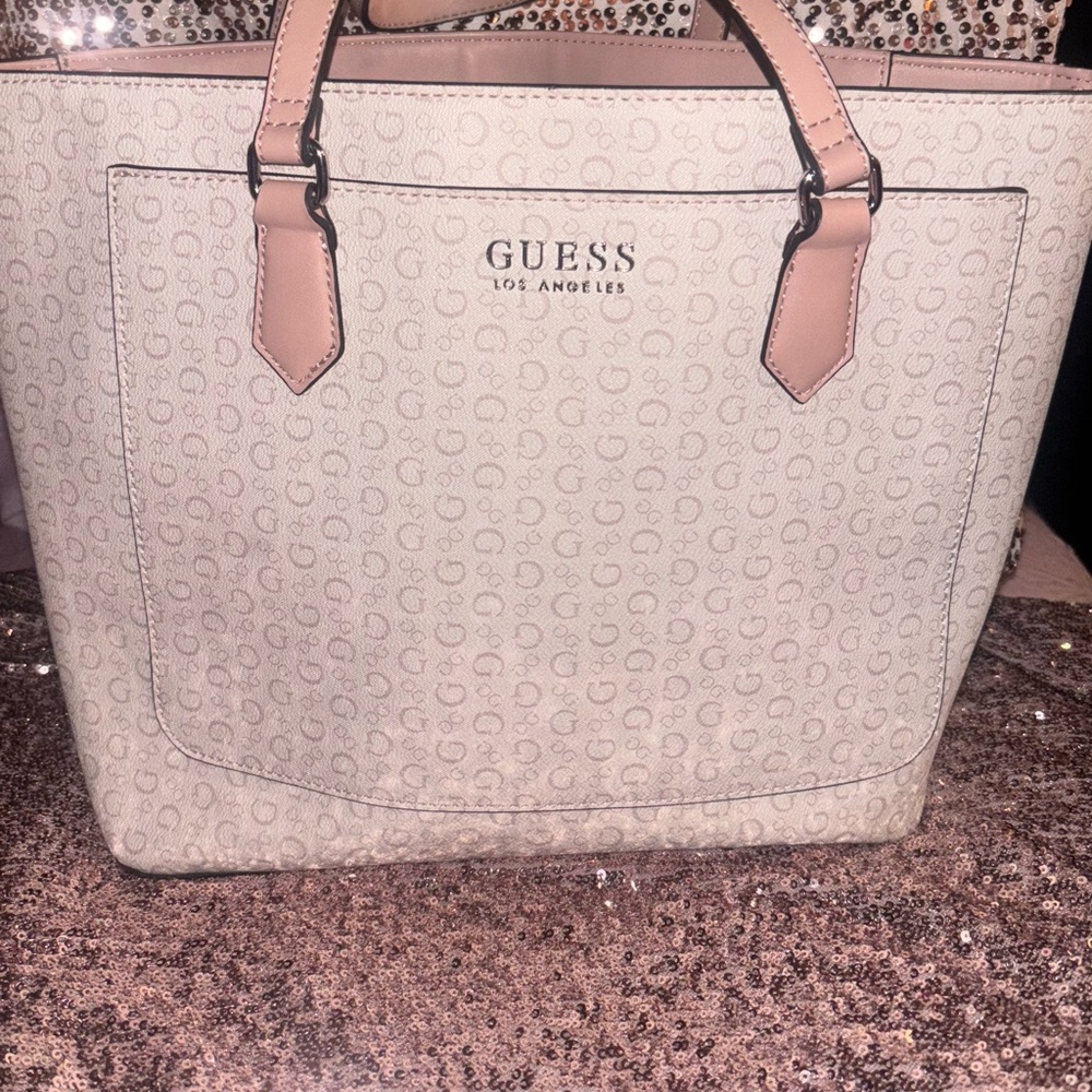 GUESS Los Angeles Cream and Pink Women's Bag